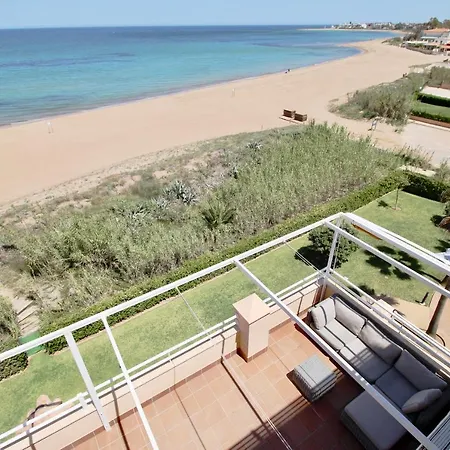 Atico Frontal Al Mar Con Piscina Privada By Homeprive