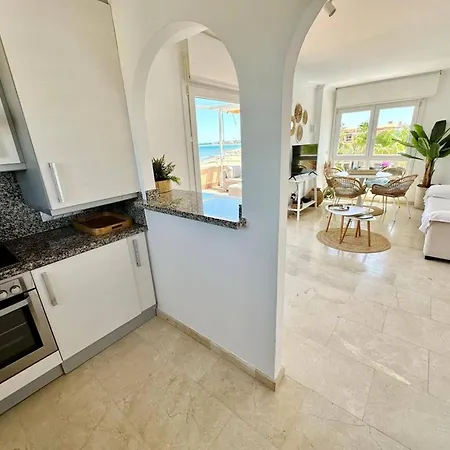 Atico Frontal Al Mar Con Piscina Privada By Homeprive دينايا
