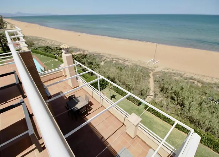 Lejlighed Atico Frontal Al Mar Con Piscina Privada By Homeprive