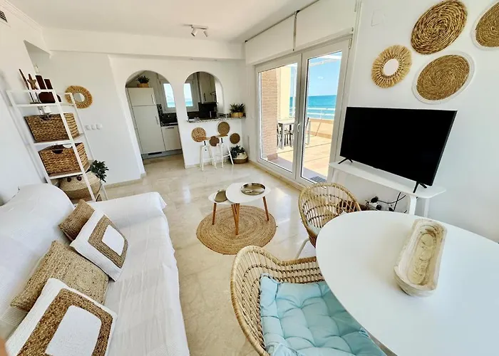 Atico Frontal Al Mar Con Piscina Privada By Homeprive