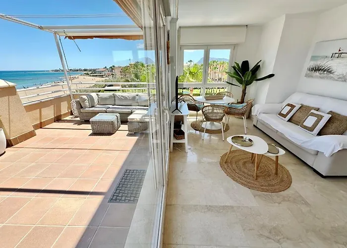 Atico Frontal Al Mar Con Piscina Privada By Homeprive *