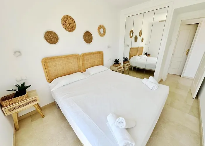 Atico Frontal Al Mar Con Piscina Privada By Homeprive Денія