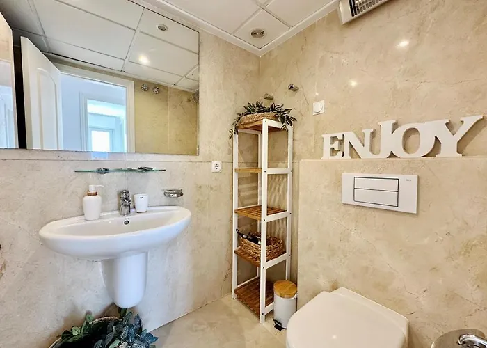 Апартаменти Atico Frontal Al Mar Con Piscina Privada By Homeprive